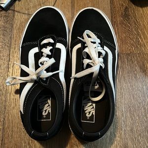BRAND NEW VANS